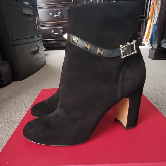 Valentino rockstud booties sz 37 - Picture 2 of 4